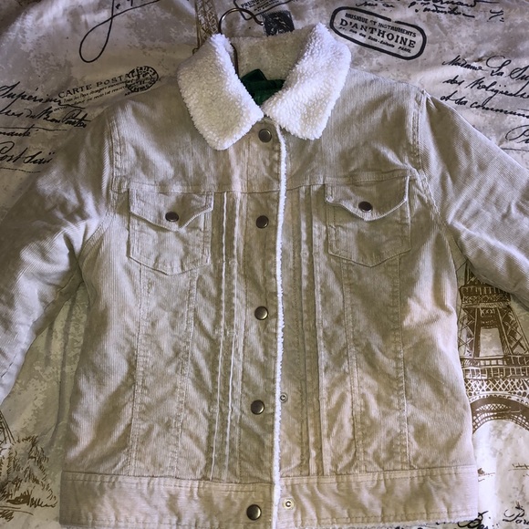 Jean jacket - Picture 2 of 8